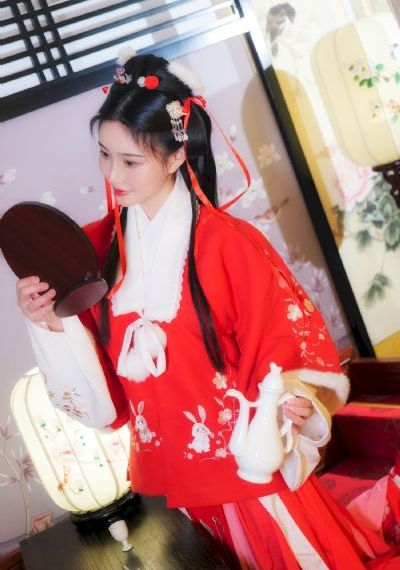 女子高中部的腰姿羽毛球策驰