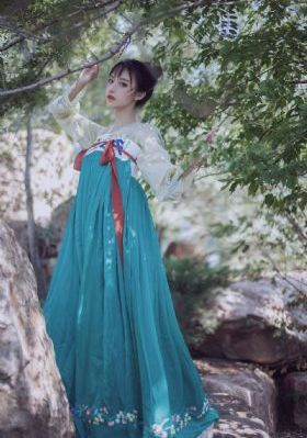 花开时想月