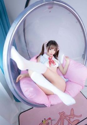 三级午夜理伦三级交换的一天